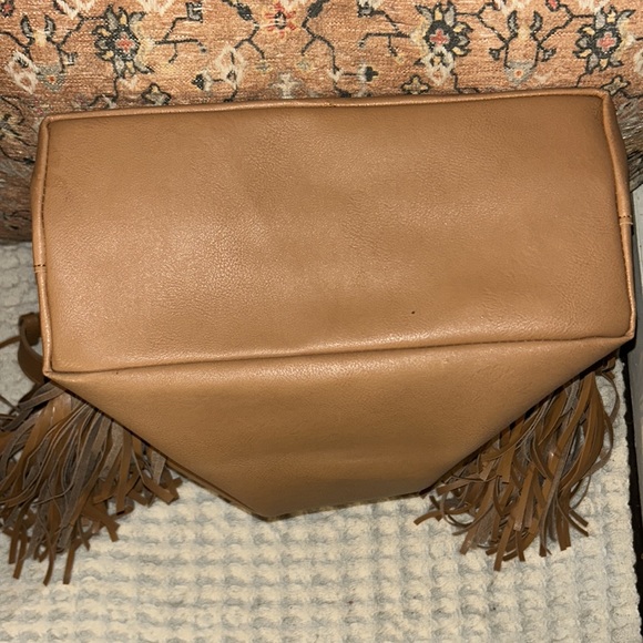Jessica Simpson, faux leather Women Ten Tote, Color: Tan with fringe on sides.!! - Picture 3 of 7